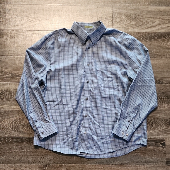 Eddie Bauer Wrinkle Resistant Dress Shirt - Picture 1 of 5